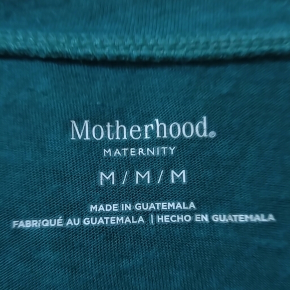 Baby it’s Cold Outside maternity long sleeve tee M - Picture 2 of 4